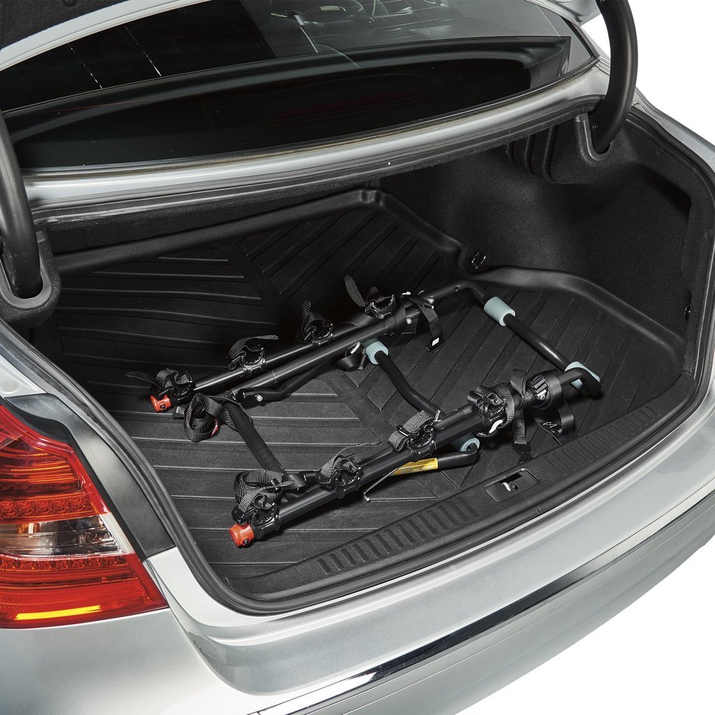 Allen Deluxe trunk bike rack in the boot